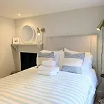 Normanby Bay Holiday home Runswick