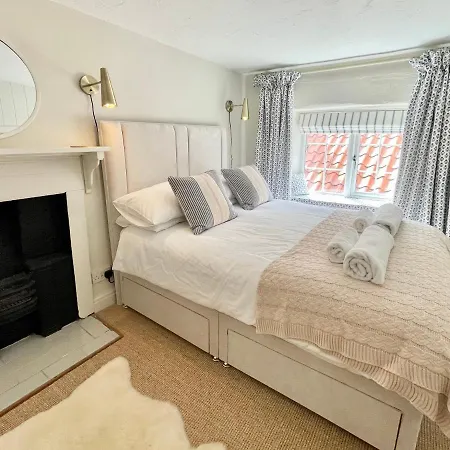 Normanby Bay Holiday home *