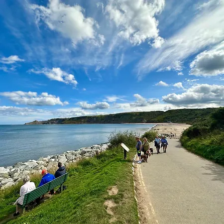 Holiday home Normanby Bay Runswick